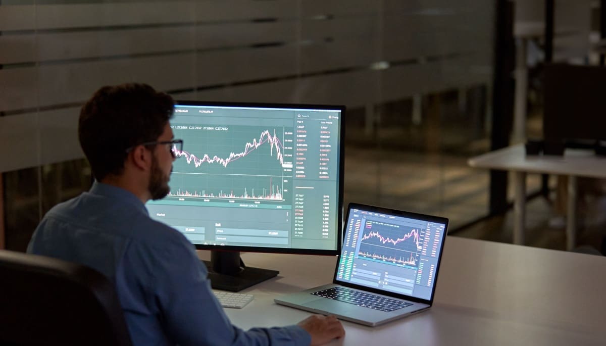 Analist schokt bitcoin-investeerders, voorspelt val naar $45.000