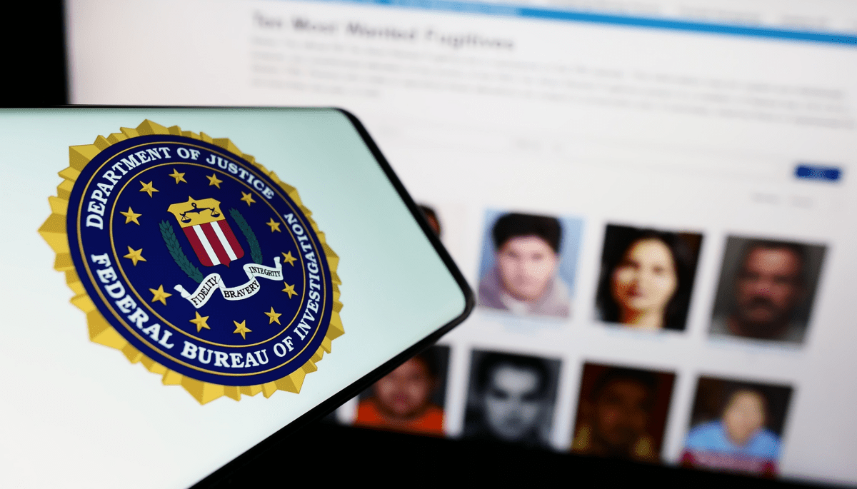 Crypto Ontbijt: Overheid dumpt Bitcoin, FBI jaagt op CryptoQueen & meer