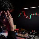 Memecoin-oprichter in tranen, crypto koers crasht 90% tijdens livestream