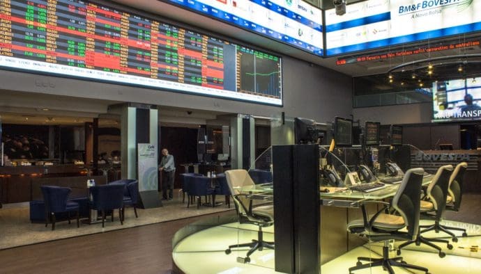 Ethereum-ETF's: Hoe presteerden de beursfondsen in hun eerste maand?