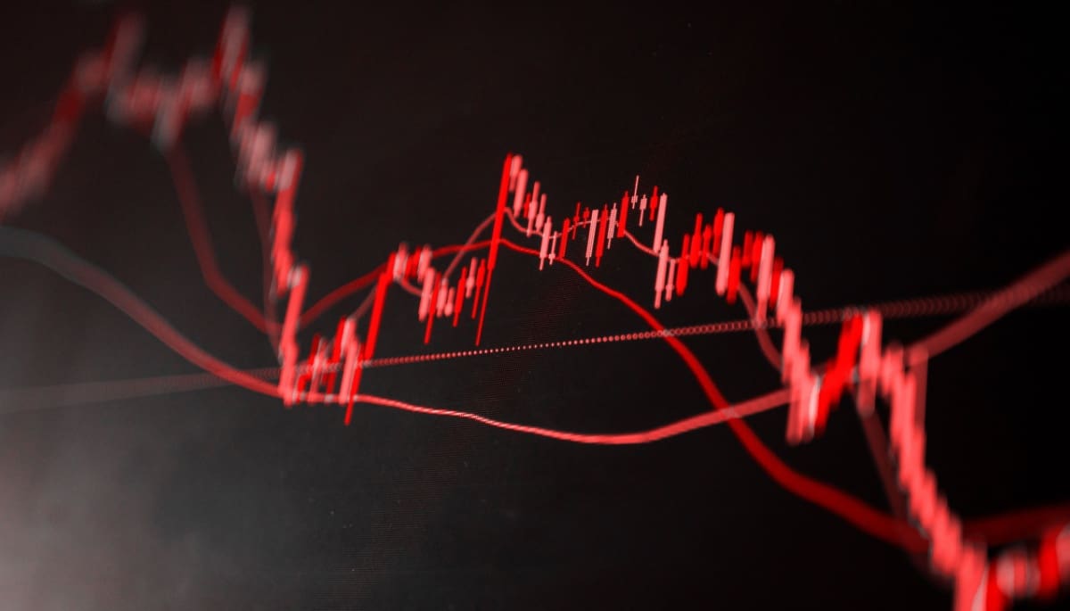 Dalende bitcoin koers en crypto, aandelen