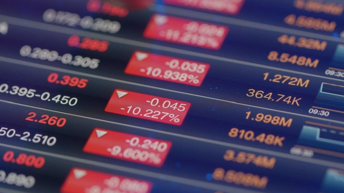 Bitcoin daalde flink in augustus, maar welke crypto daalden het hardst?