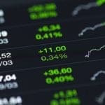 Bitcoin scoort recordprijs van $93.480 en memecoin koersen ontploffen