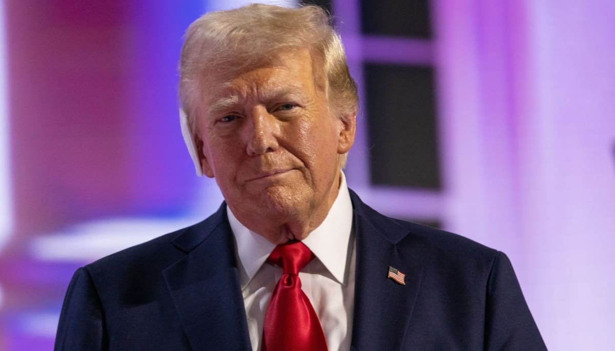 'Regelrechte schande': Democraten willen Trump afzetten na crypto-diner plannen