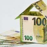 Rabobank verwacht nog flinke prijzenstijging voor huizen in 2025