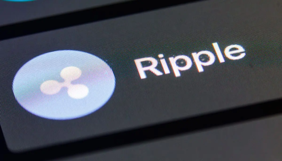 ripple-xrp-logo Het logo van Ripple (XRP) op een scherm.