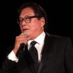 Robert kiyosaki spreekt op gala