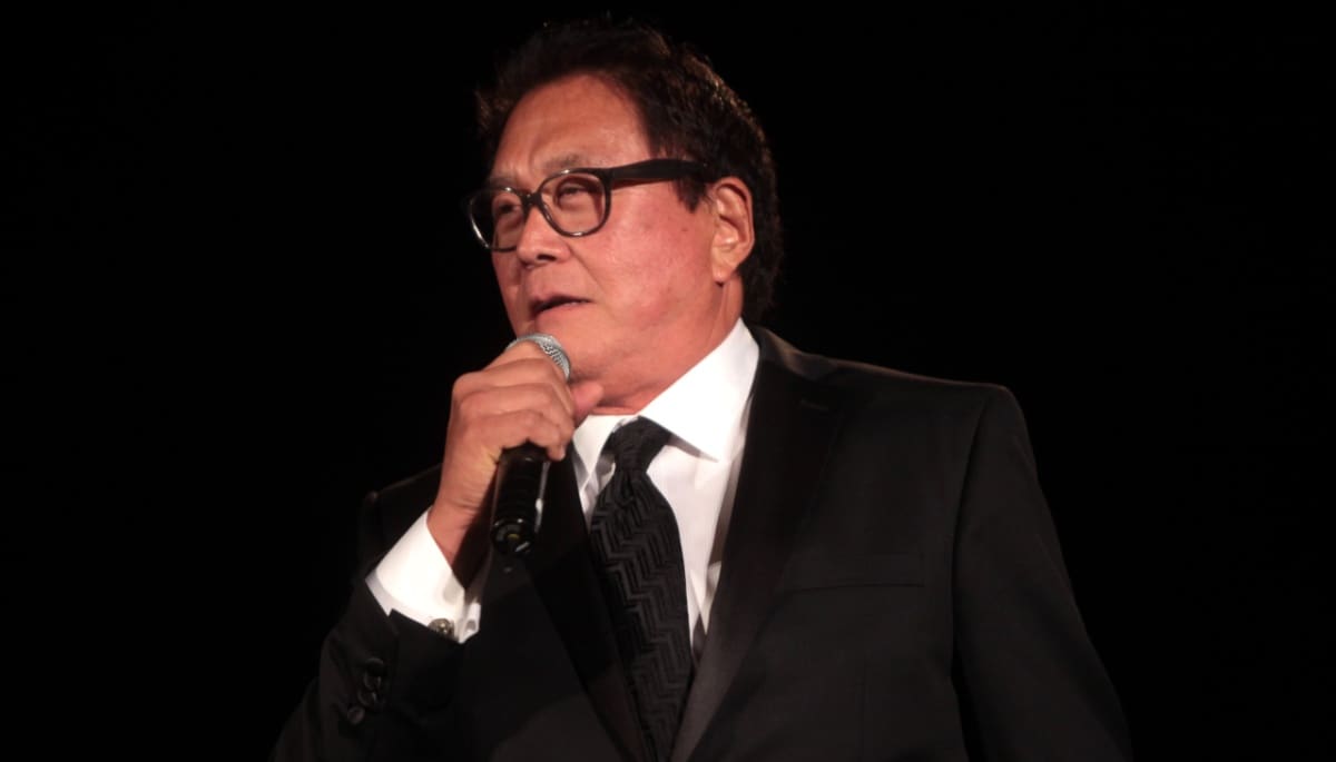 Robert kiyosaki spreekt op gala
