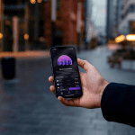 kraken app in de stad op telefoon