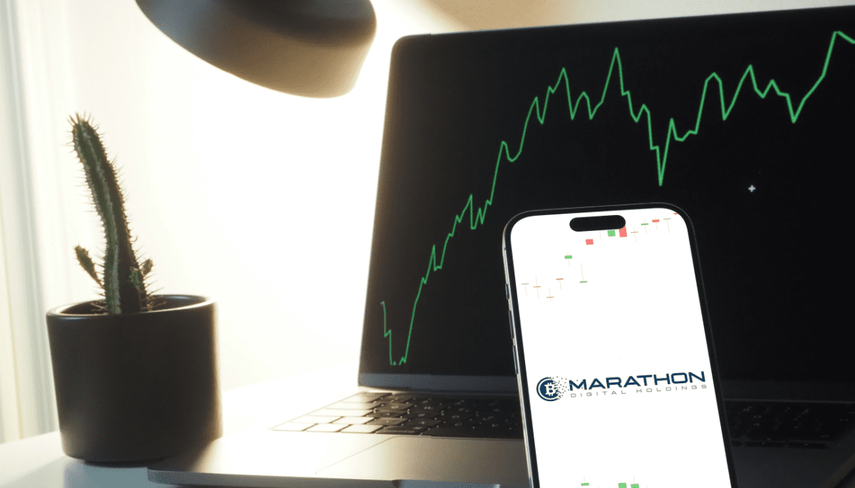 marathon digital logo met koersgrafiek