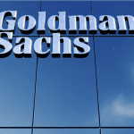 Goldman Sachs logo op kantoorgebouw