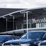 Politie neemt 24,5 BTC, Mercedes en luxe villa in beslag van criminelen