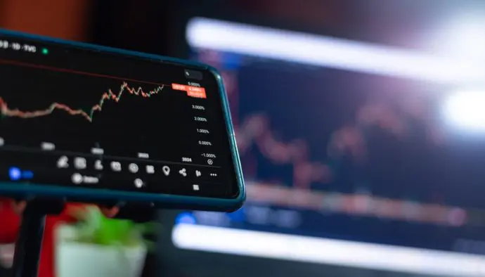Bitcoin koers strandt bij belangrijk level, cryptomarkt zakt weg