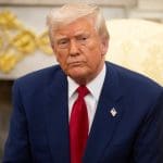 Trumps stablecoin-wet in gevaar door politieke tegenstanders: wat is er aan de hand?