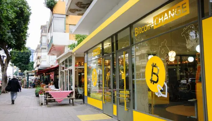 Bitcoin ruim boven $100.000 ondanks verkoopgolf: voorbode van nieuwe rally?