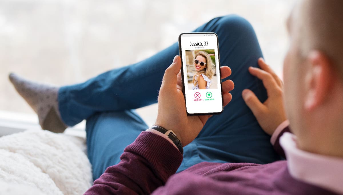 Een afbeelding van een man die actief is op een datingsite