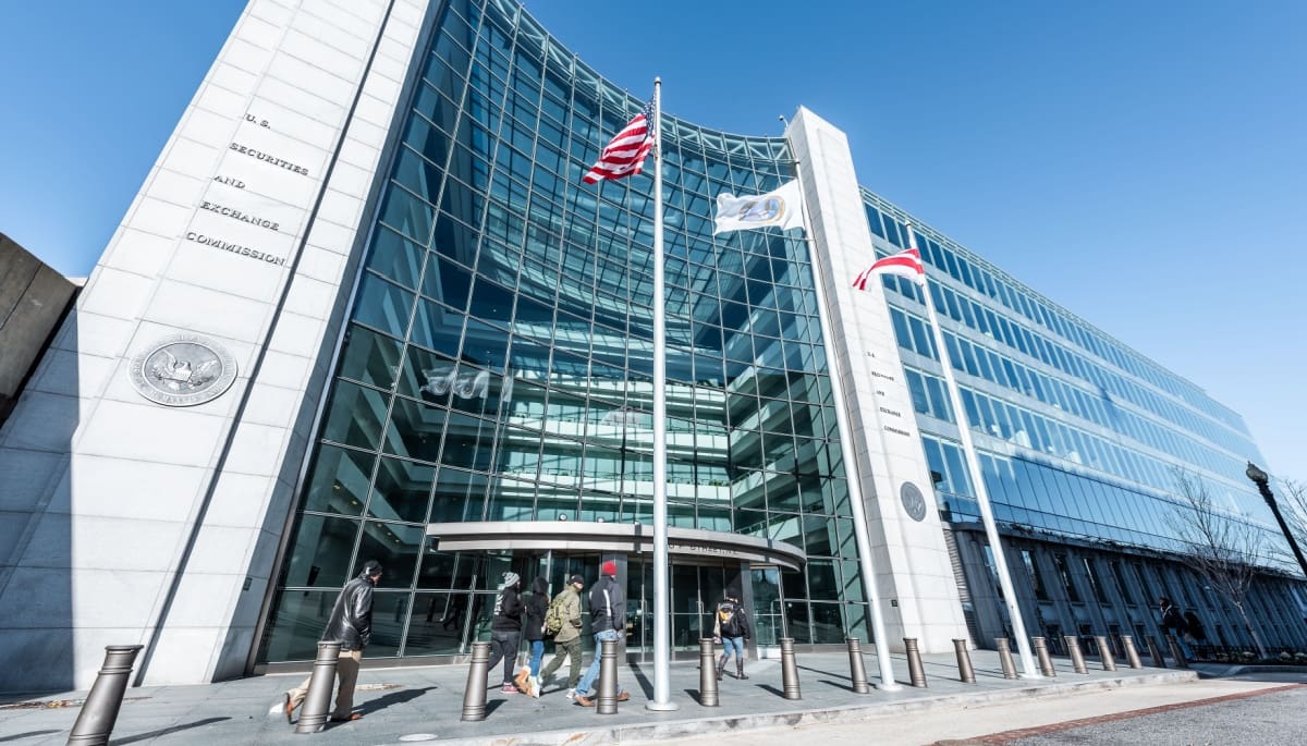 SEC vertraagt crypto-ETF's opnieuw: solana, XRP en meer in de wacht