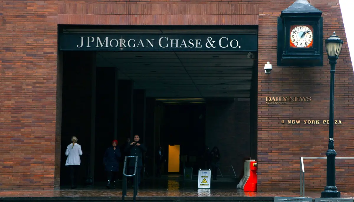 Kantoor van JPMorgan met mensen