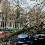 Klimaatschade daalt met miljoenen - Verzekeraars slaan alarm over toekomst 