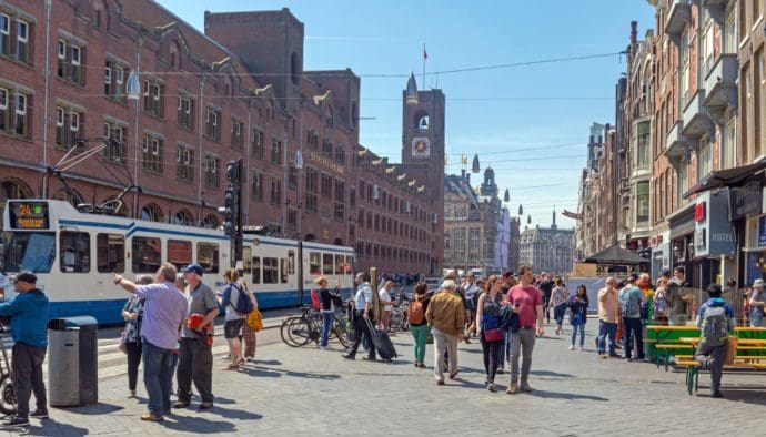Nederlanders die te hoge uitkering ontvingen hoeven niks terug te betalen