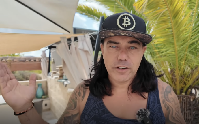 Didi Taihuttu: “Nieuwe bitcoin top voorspeld: ‘De grafieken liegen niet’”