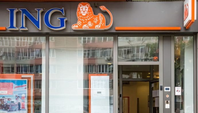 Een afbeelding van een post van de Nederlandse bank ING met het logo erbij