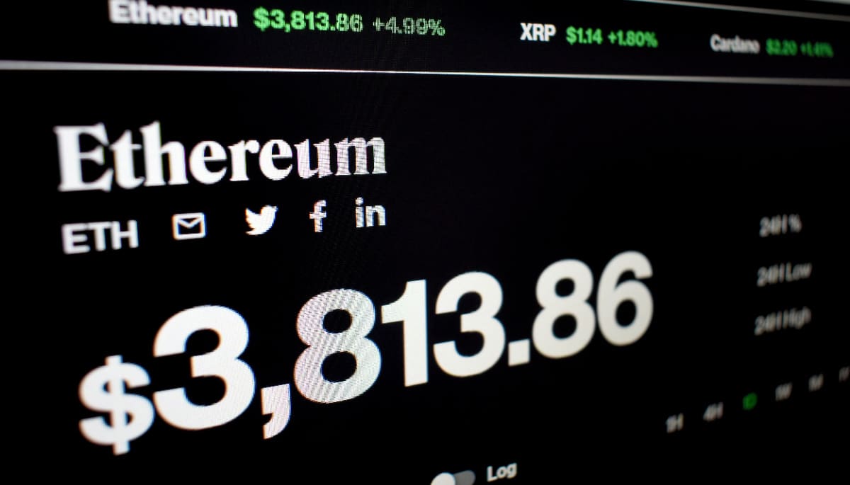 Een pagina van ethereum (ETH) crypto pagina met een prijs