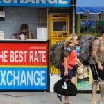 Crypto-wallet voor toeristen in vakantieparadijs: revolutie of risico?