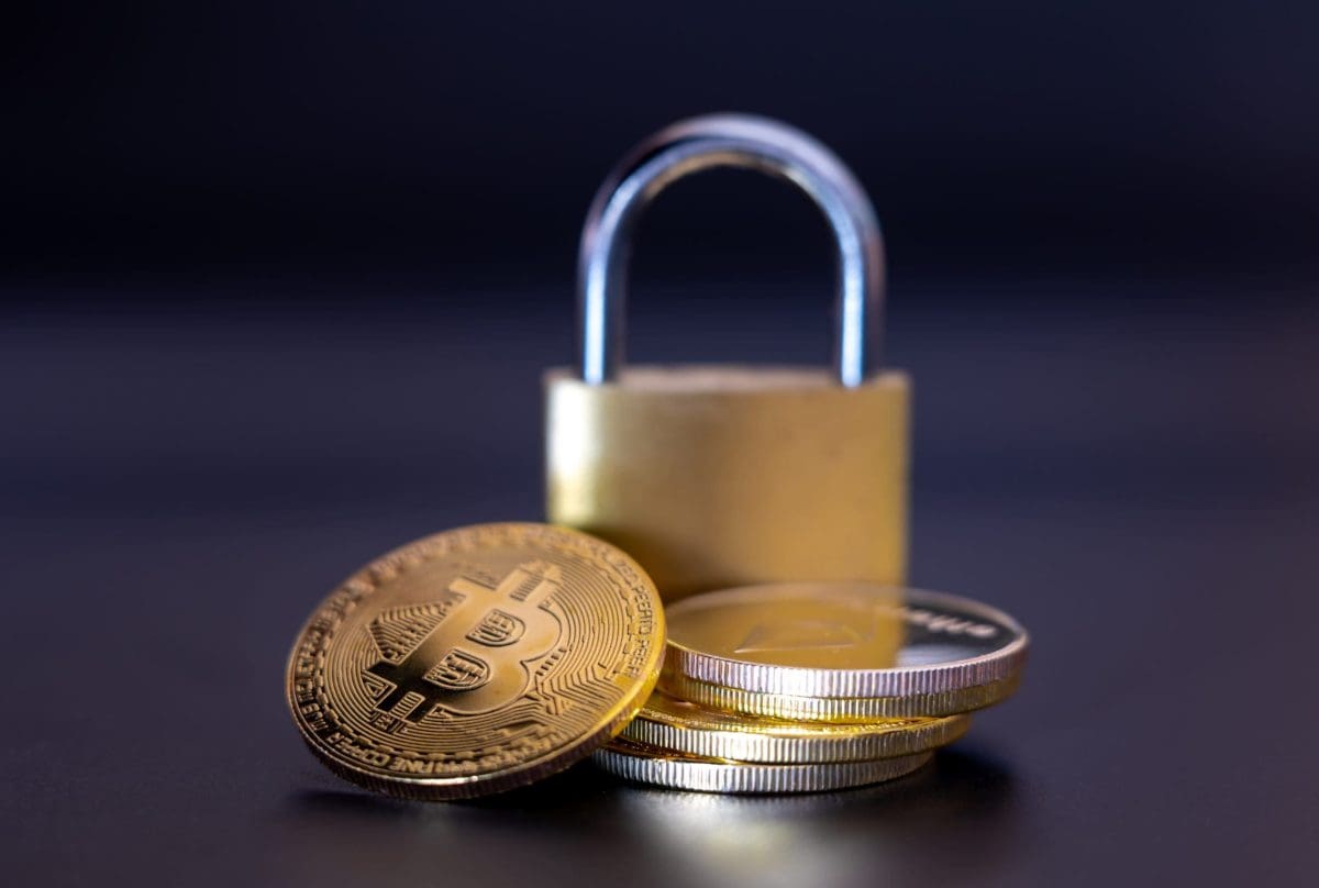 Twee simpele manieren om je crypto voor je te laten werken in 2025