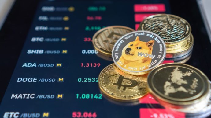 Crypto 'whales' kopen deze altcoins na positief inflatienieuws