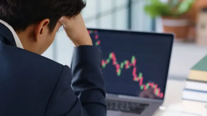 Bitcoin koers weer helemaal terug bij af - cryptomarkt dondert omlaag