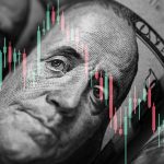 Een afbeelding van Amerikaanse dollars (USD) met daarbij een grafiek van een koers van een aandeel of crypto