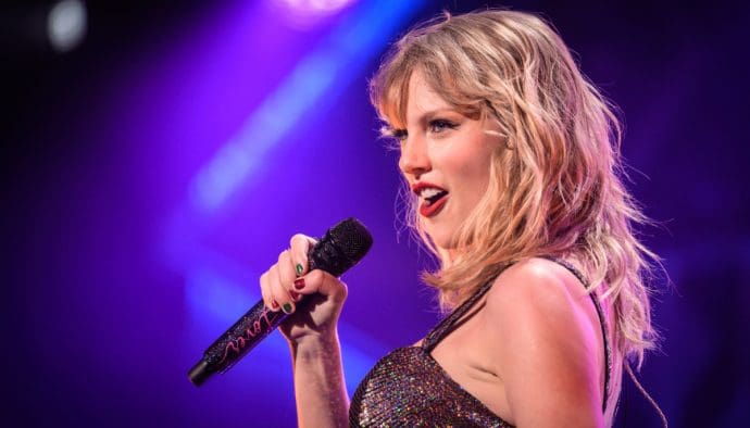 Een afbeelding van Taylor Swift, een wereldberoemde grammy-winnende zangeres