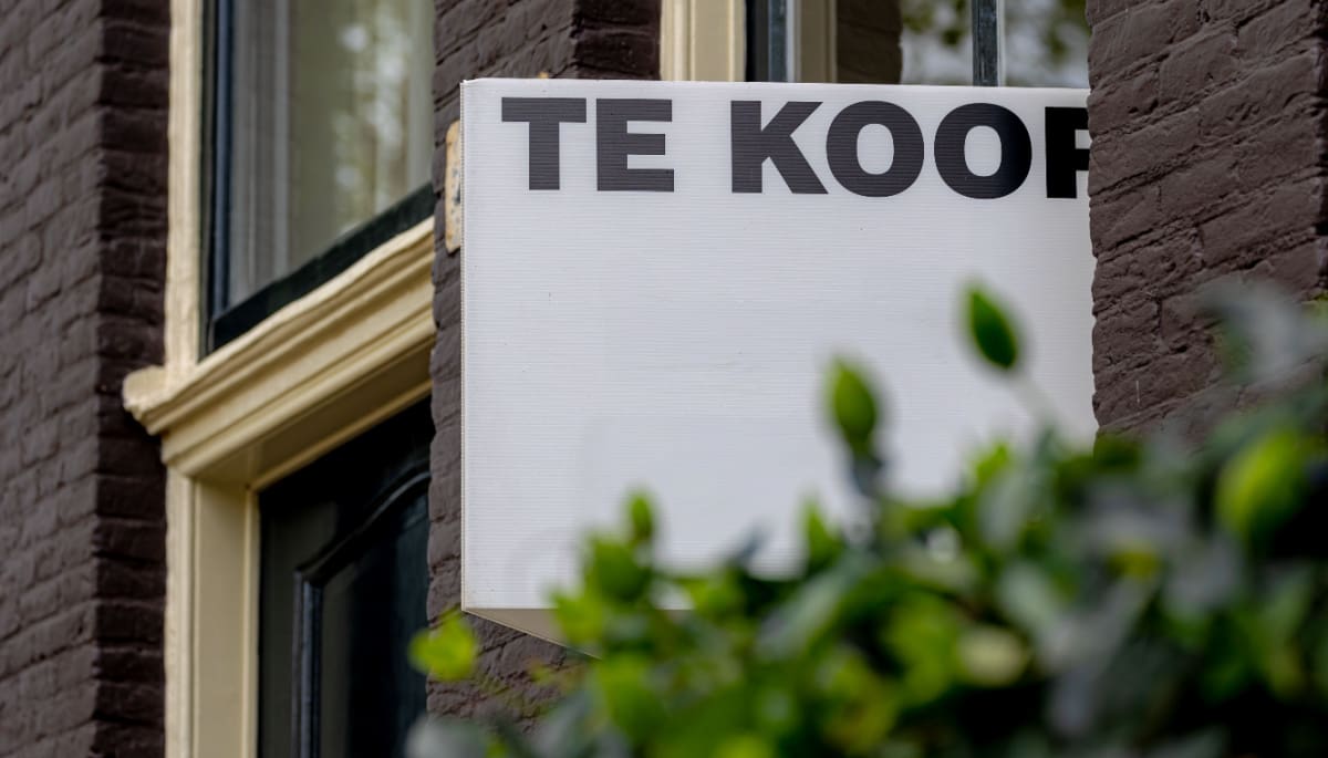 Een afbeelding van een huis dat in Nederland te koop staat