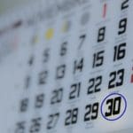 Een afbeelding van een kalender met een omcirkelde datum die belangrijk is