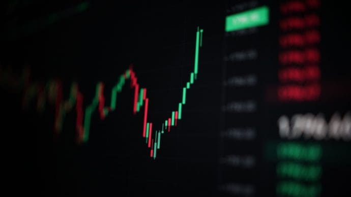 Strijd barst los: Cryptomunt Aster haalt Hyperliquid in met 270% stijging