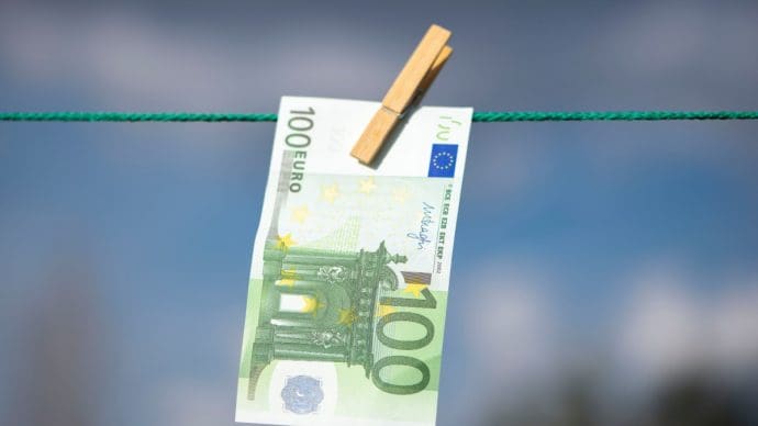 100 euro biljet Het absurde resultaat van jarenlang €100 per maand in Solana investeren