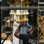 KWantum computer man werkt eraan Man werkt aan kwantum computer