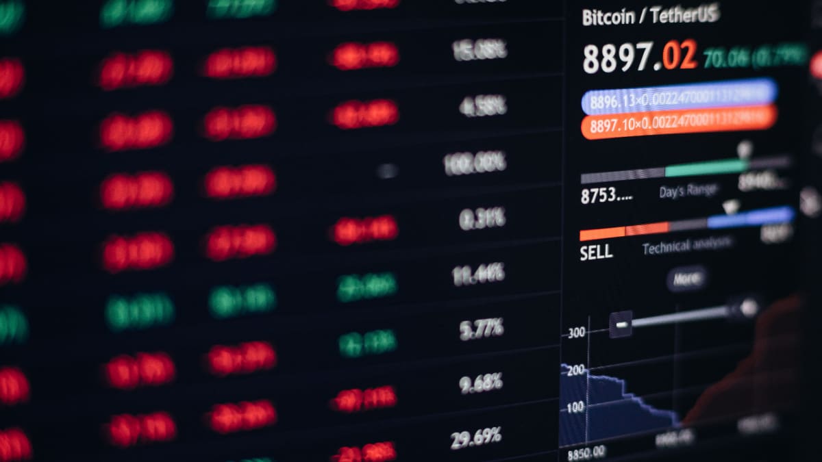 Een afbeelding van de bitcoin (BTC) koers met veel marktdata