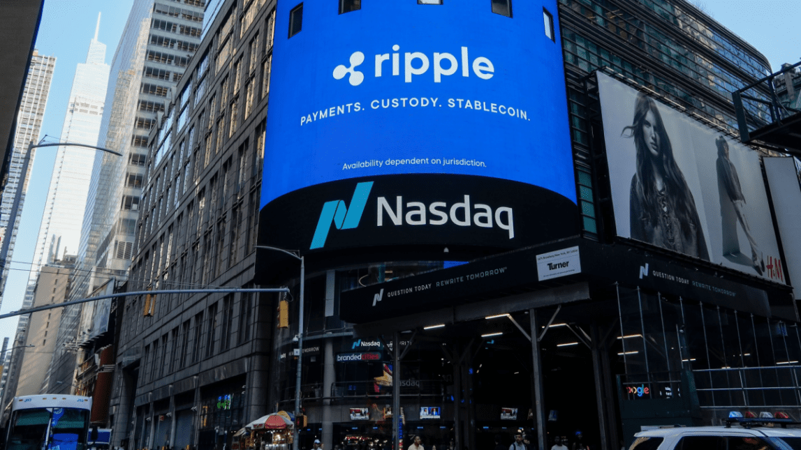 Vandaag is de dag: XRP gaat officieel naar Wall Street en koers stijgt al