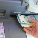 Zoveel spaargeld hebben Nederlanders tussen 25 en 45 jaar gemiddeld