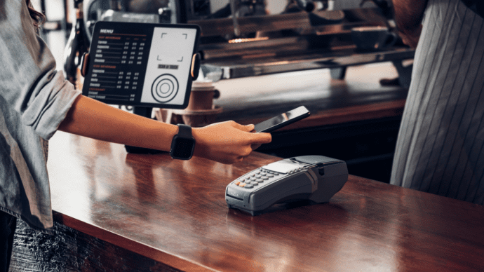 Nieuwe crypto-pinpas trekt Nederland in en biedt alternatief voor lage rente