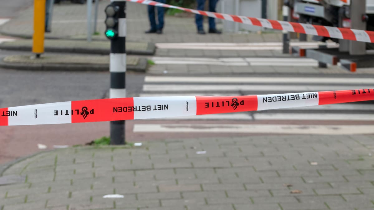 Een afbeelding van een door de Nederlandse politie afgezet gebied