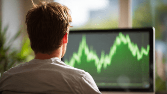 Crypto-markt bloedt, maar 'oude' crypto-parel schiet plots 114% omhoog