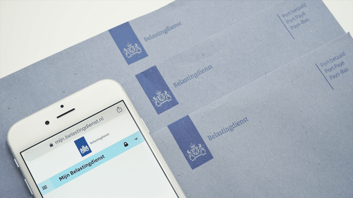 Belastingdienst brieven en website op mobiel