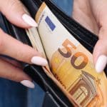 Nieuwe schenkingsregels 2026: zoveel mag je belastingvrij aan je kinderen geven