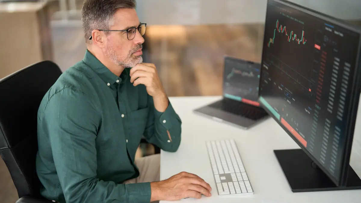 Crypto investeerder man