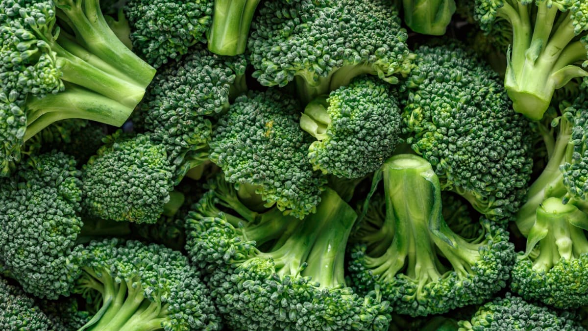 Handelaar verdient bijna 1 miljoen euro met vreemde Broccoli munt