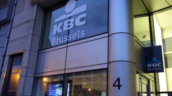Primeur in België: grote bank KBC opent de deur voor crypto