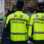 2 Zuid-Koreaanse politie-agenten